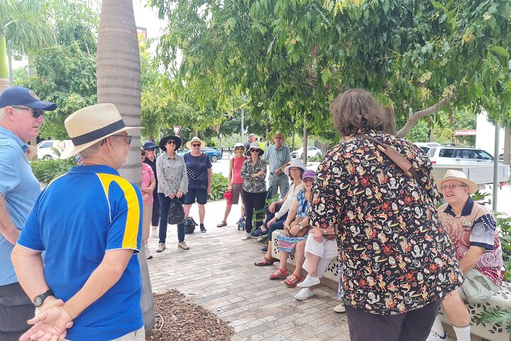 Time Safaris Rockhampton History Walks  bNDN1TZX