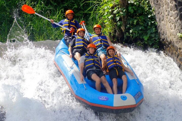 Bali: Telaga Waja River Rafting & ATV Quad Bike Adventure 92x0x74Q