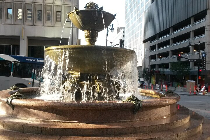 Kansas City Downtown Smartphone Guided Audio Walking Tour fLaj8RNT
