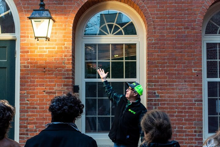 Salem History & Haunt Walking Tour tIzMq3Lu