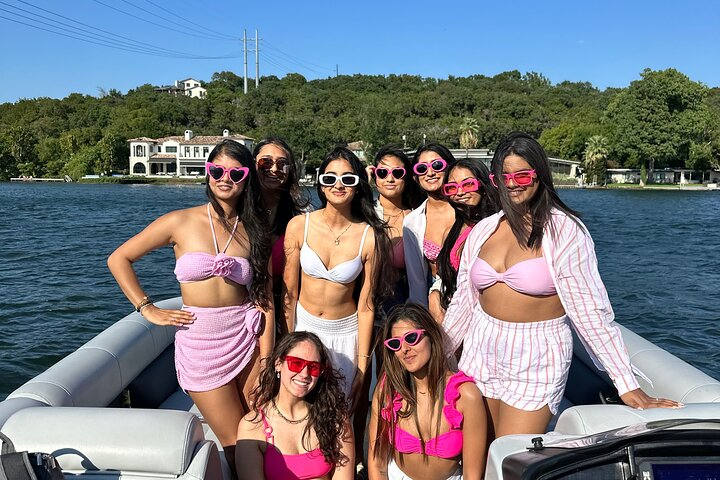 BYOB Party Boat for All Events, Bachelor(ettes), Birthdays.  h8fVM6bi