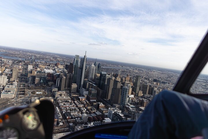 Downtown Philadelphia Helicopter Tour 908a67aW