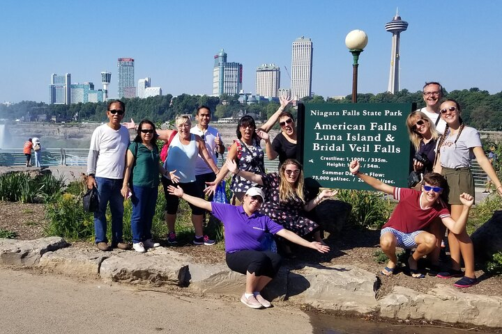 Discover Niagara Falls – One-Day Tour from New Jersey fZrioyVH