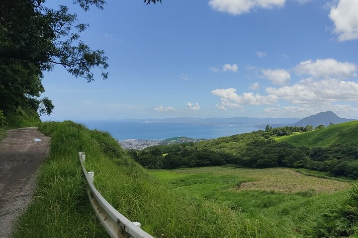 Kannawa Jigoku District Park Nordic Walking Tour qh26GG2j