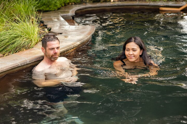 Explore Mornington Wildlife Wine and Hot Springs btoBSxpY