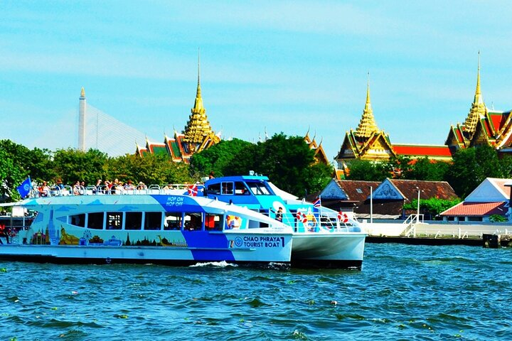 Chao Phraya Tourist Hop-On-Hop-Off Sightseeing Boat from Bangkok BaRnCDx3
