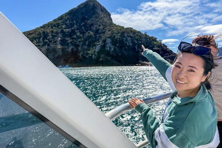  Private tour: Port Stephens, departing Newcastle - Whales! knElZLqt
