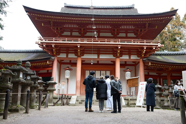 Nara: 1.5 Hour Private Kasuga Taisha Shrine Tour - World Heritage 5CGUtbFF