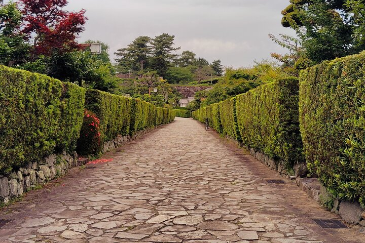 Mie Explore Historic Matsusaka Castle and Samurai Residences 0wRZKM7i