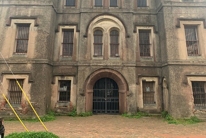 Charleston's Haunted Ghost Tour - Solo Smart Phone Guided Tour vyAsD5c7