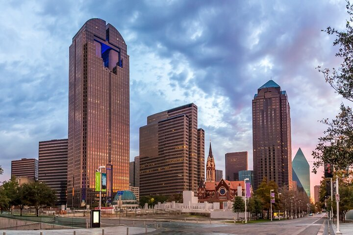 Dallas JFK Assassination Self-Guided Audio Driving Tour tZt0ytJ8