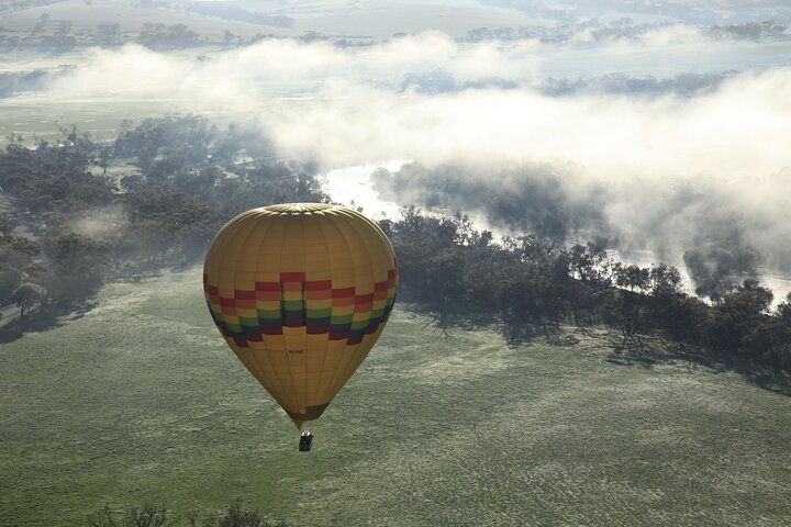 Avon Valley Hot Air Balloon Flight with Breakfast XBEmT31c