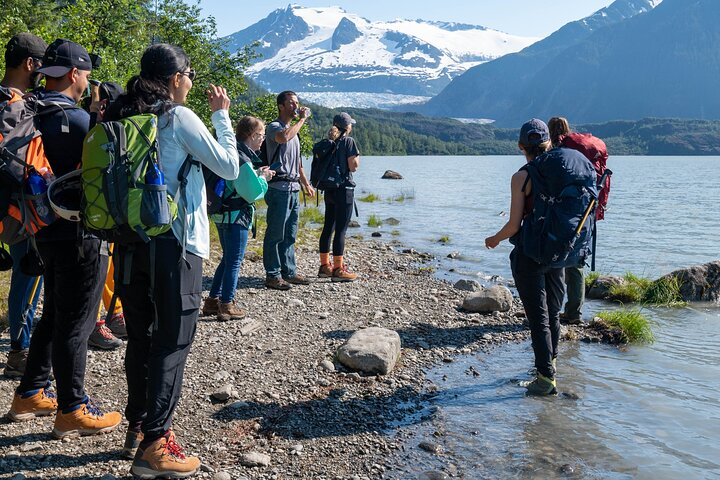 Mendenhall Glacier Guided Hike Juneau  EQQjyKiW