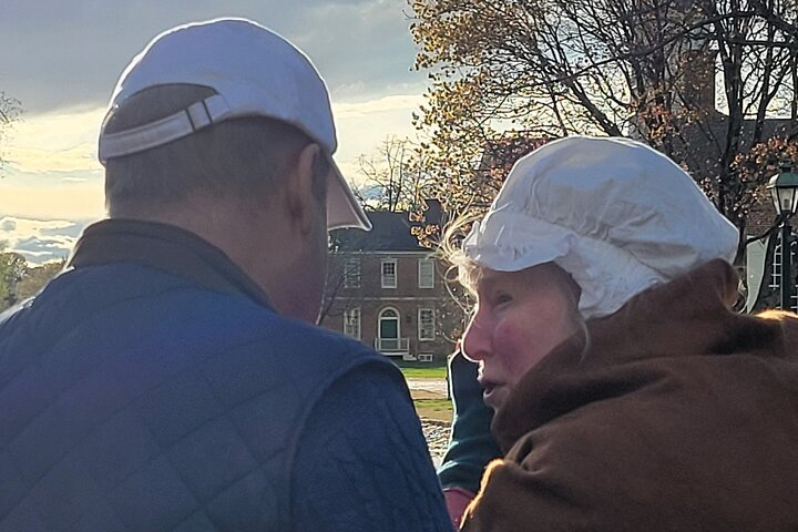 Murder, Mayhem, and Scandal: 1-hour Historical Character Tour LXG5KwwA
