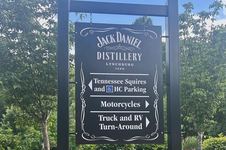 Jack Daniels Private Distillery and Dine Tour from Nashville IR8y5OxW