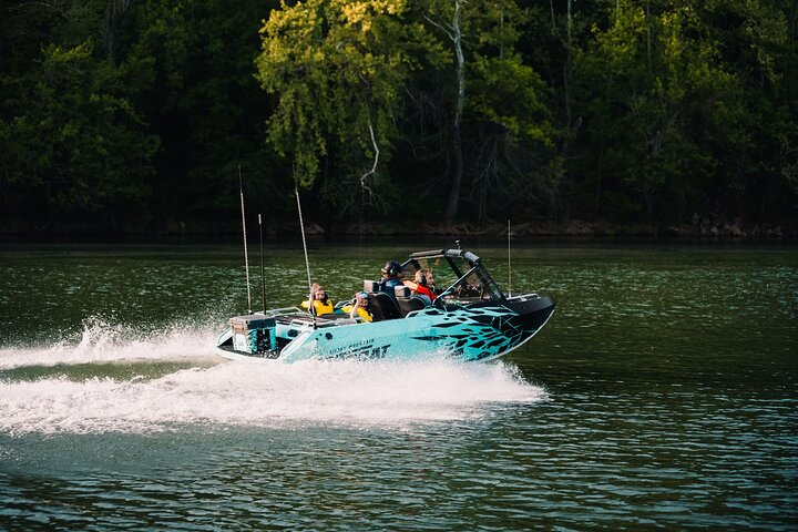 Jet Boat Adventure in the Smoky Moutains Island Pointe Tour OAnAxc27