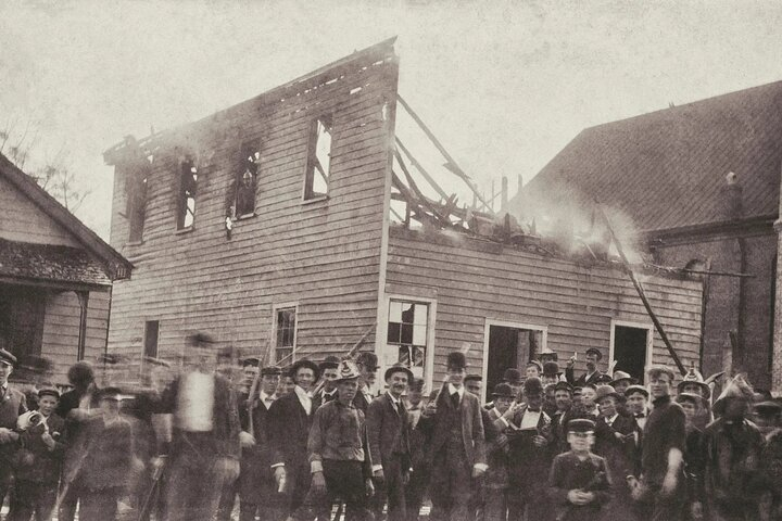 Wilmington Coup and Massacre Historic Tour xWxlQ4uB