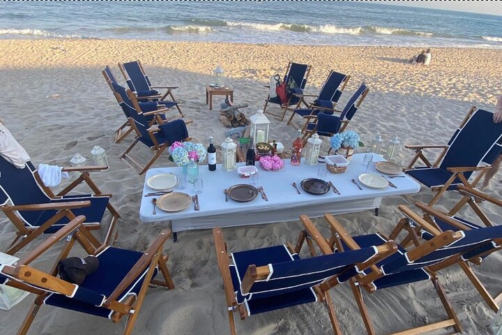 Luxury Beach Bonfire and Picnic Dinner at Town Line Beach ZFfyJtVa