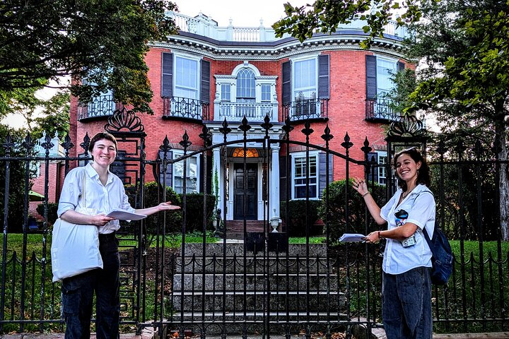 Dark Tales: The Haunted Authors of Providence Tour 181KuGyl