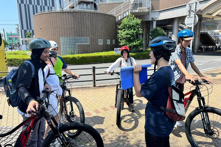 Ride & Roll: Mt. Fuji E-Bike Tour and Sushi Workshop 4Wy4577g