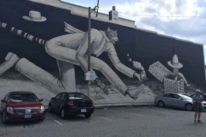 Would I Lie To You? Mural Walks yRoXTC2D