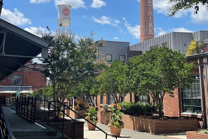 Guided Walking Historian Tour in Downtown Durham iR673yEE