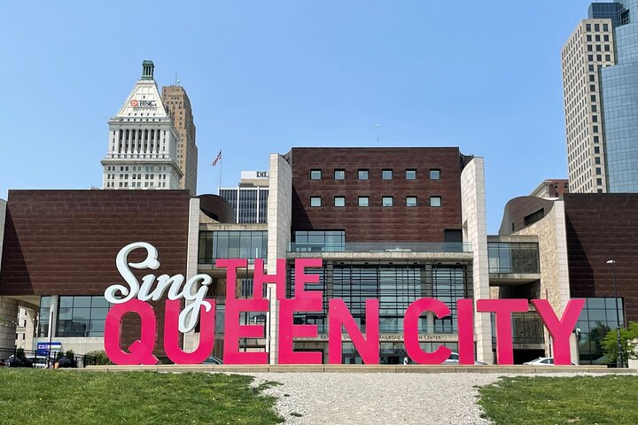 Self Guided Walking Tour of Cincinnati YeVAIHyw