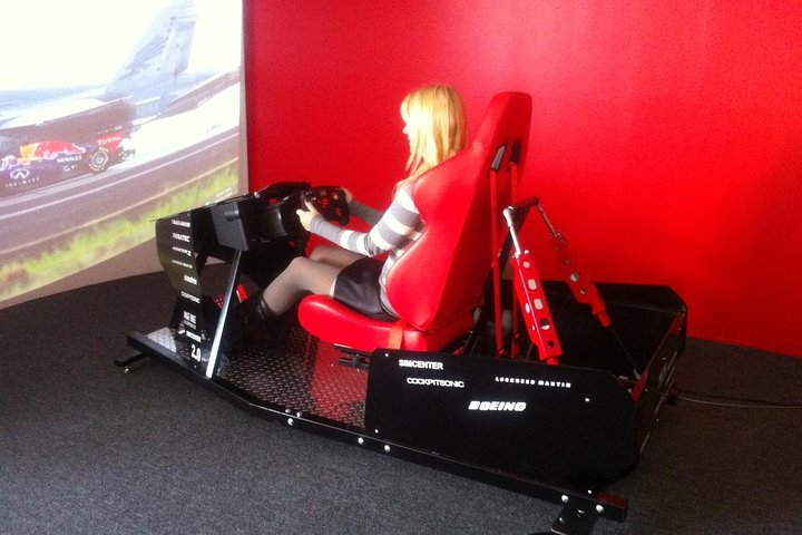 Formula 1 Race Car Simulator Experience LIxPfA14