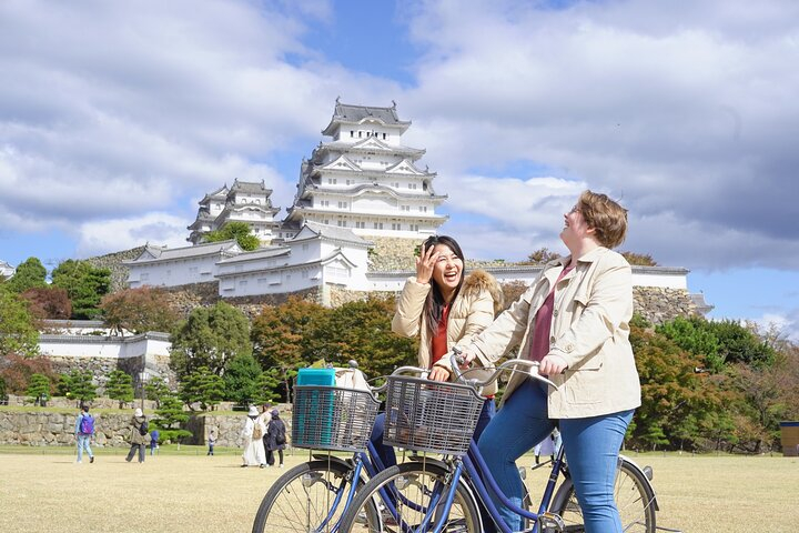Half-day Himeji Castle Town Bike Tour with Lunch eQSsusL9