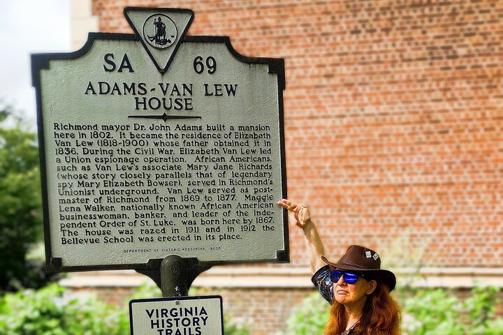 The Church Hill tour with Historian Jane 7POJSpkK