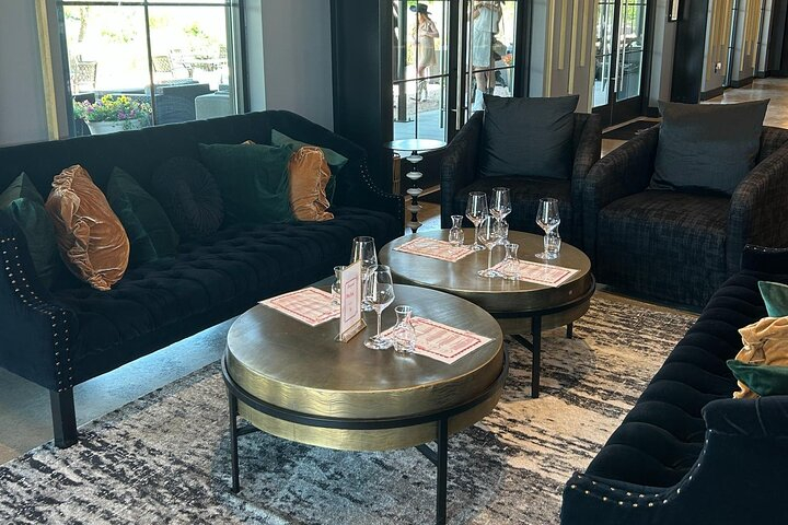 Luxe Hill Country Private Wine Adventure with Gourmet Lunch woi6h90P