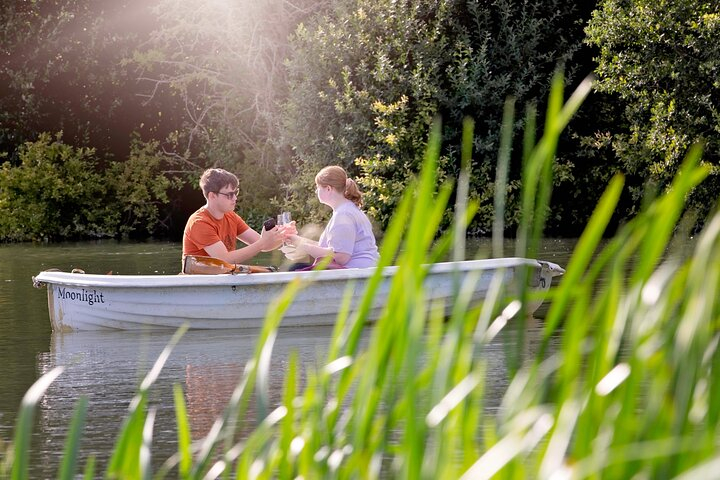 Romantic Row Boat Picnic for Two - Private River Experience  PnzwqxCE