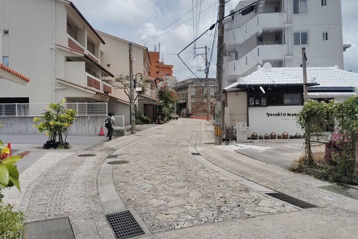Naha: Discover Yachimun Pottery and Local Crafts in Tsuboya q7JuX6mK