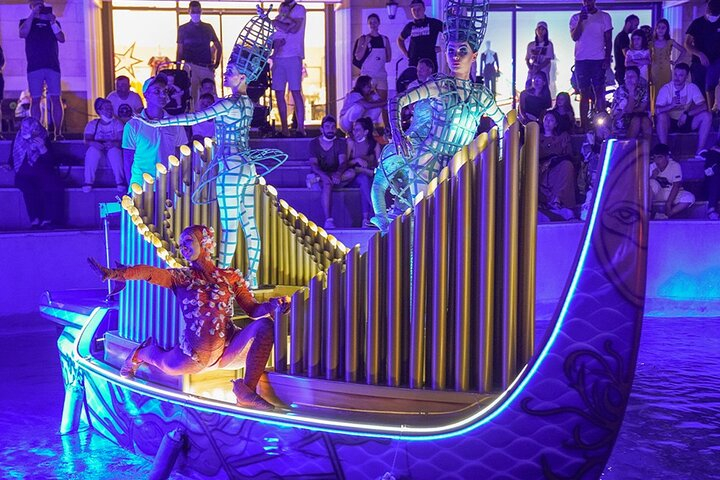 Side Land of Legends Night Shows Tour With Boat Parade h6yQY7vN