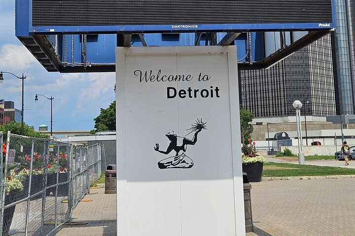 Best Downtown Detroit Historical Walking Tour gA7cYlfI