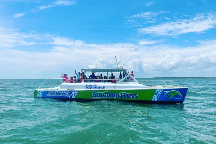 Catamaran Dolphin Cruise in Myrtle Beach with Barrier Island Stop cWOZR3Tm