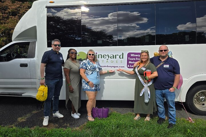 3 VA Wineries Day Trip with Optional Tasting-Inclusive Upgrade 9ID6tqWU