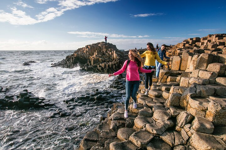 Giant's Causeway Coastal Guided Driving Tour ooSoXrN0