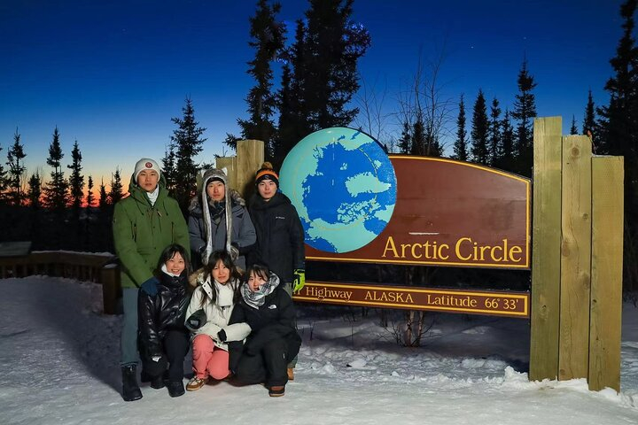 Arctic Circle Day Tour Adventure rOUJRIJD