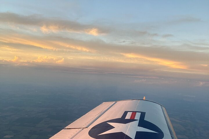 Private Scenic Tour of South Texas in a Historic Airplane PNL54nXO