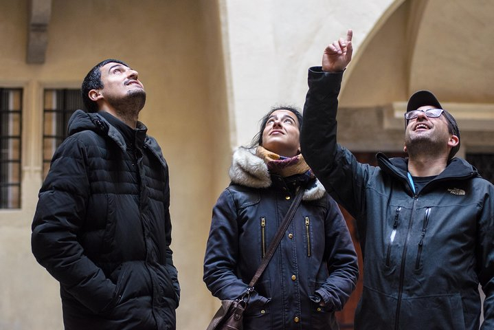 Discover Lyon in an Unusual Way OPPwMjsg