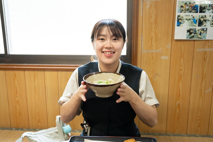 Rent a bicycle Tour around udon restaurants with an electrically assisted e-bike!Here are some of the Recommendation by udon taxi drivers! yBlKZjnV