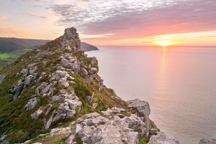 Outdoor Rock Climbing Adventure in North Devon D7OGZDkE