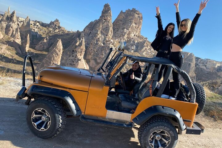 Half-Day Small-Group Guided Jeep Tour in Cappadocia ntHPL6xW