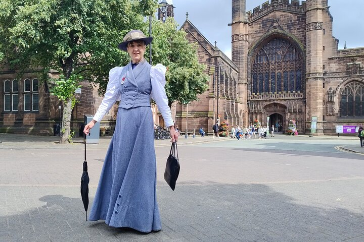 Chester Edwardian Lady Walking Tour vm3tR5uX