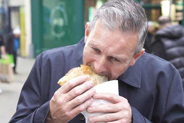 Leeds 'Hidden Gems' Food Tour 1R3tWf36