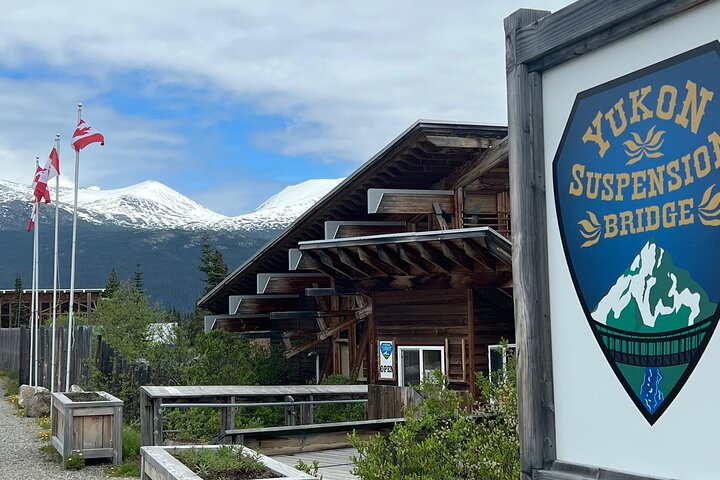 Experience the Yukon and Suspension Bridge QBGkGRn2