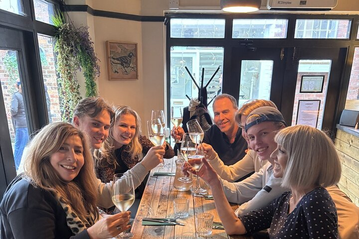 Chester Food Tour: Unique Food With Drinks & Sightseeing  PqY4tdq2