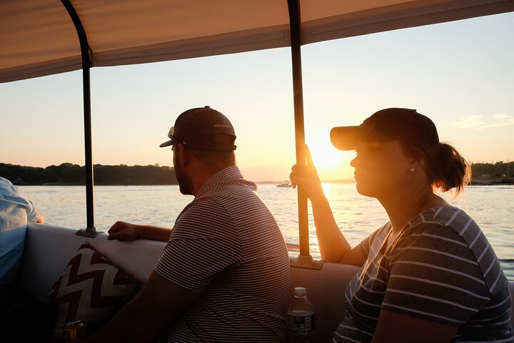 Small Group Sunset Lighthouse Boat Cruise With Local Drinks fyg5o3Cu