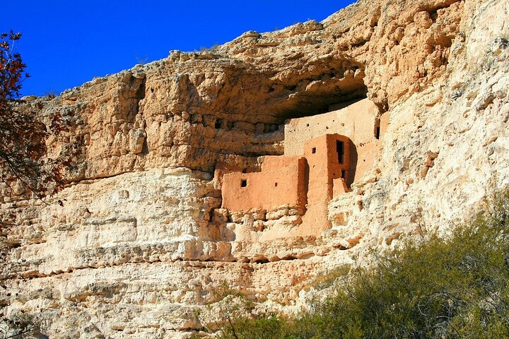 Arizona Tour Meteor Crater, Jerome and Montezuma's Castle CFXuCPHa